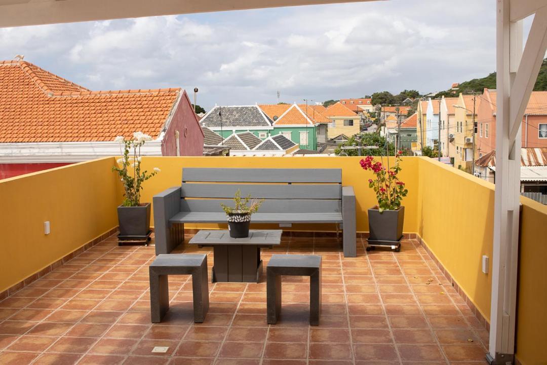 Mustique Suites Curacao Willemstad Exterior photo
